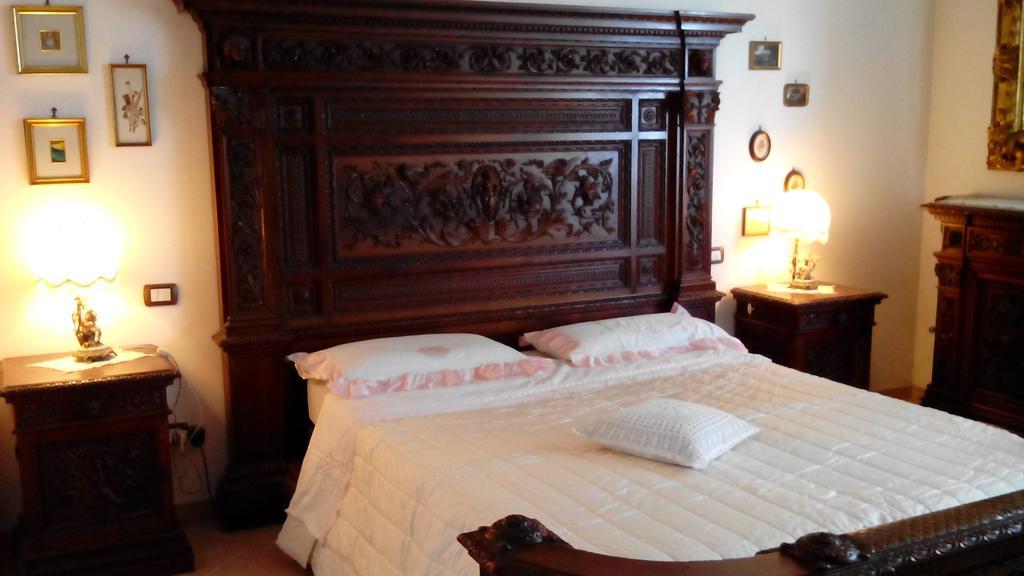 Villa Il Pettirosso ลาสเปเซีย ภายนอก รูปภาพ